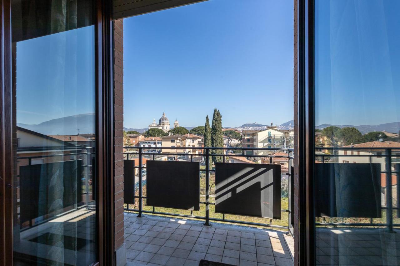 Gli Angeli Apartment Асизи Екстериор снимка